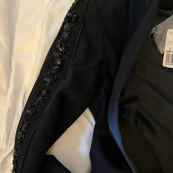 Elegant Black Beaded Blazer forever21 size small - Picture 5 of 5
